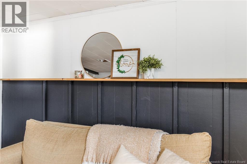 101 Douglas Avenue, Woodstock, New Brunswick  E7M 5Z8 - Photo 35 - NB135421