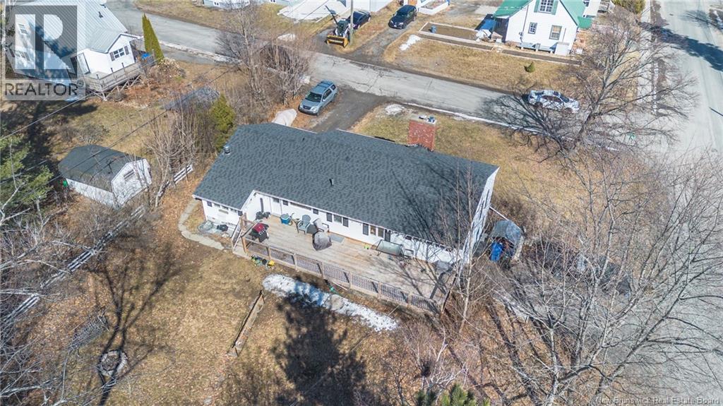 101 Douglas Avenue, Woodstock, New Brunswick  E7M 5Z8 - Photo 42 - NB135421