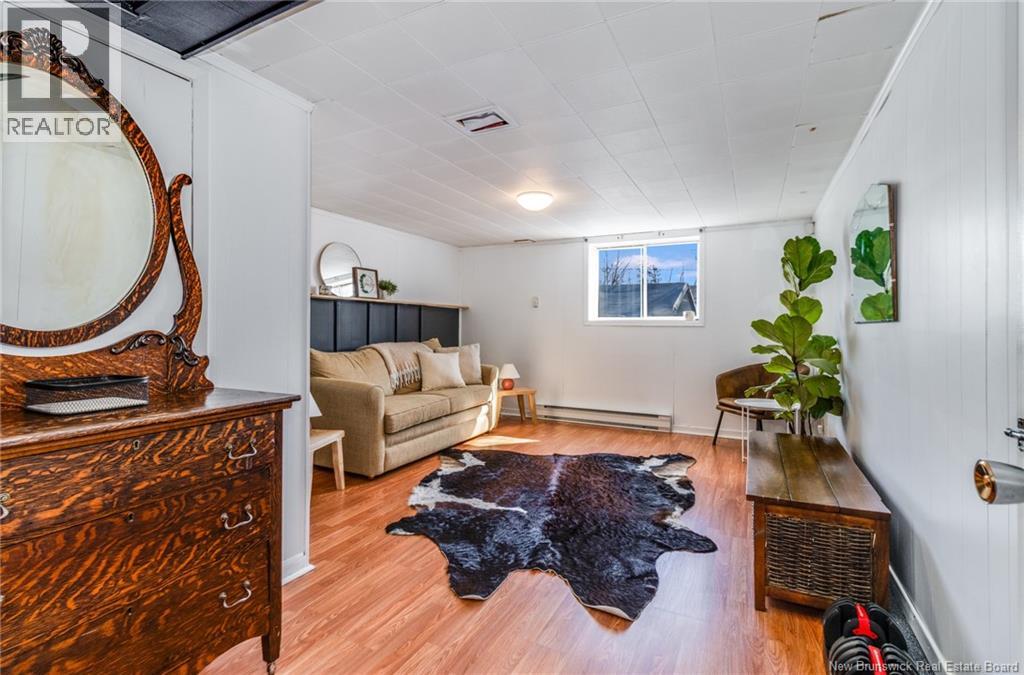 101 Douglas Avenue, Woodstock, New Brunswick  E7M 5Z8 - Photo 34 - NB135421