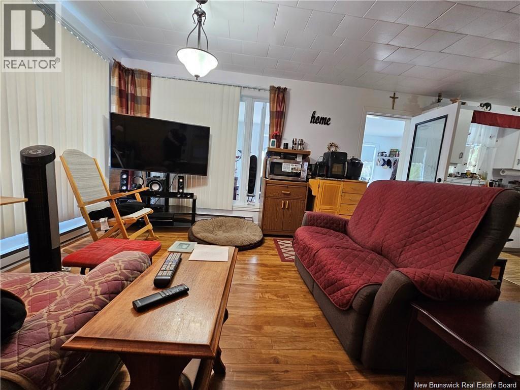 21 Boschert, Saint-Quentin, New Brunswick  E8A 0A6 - Photo 8 - NB135486