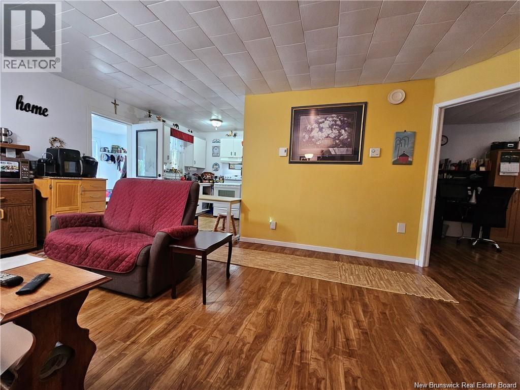 21 Boschert, Saint-Quentin, New Brunswick  E8A 0A6 - Photo 7 - NB135486