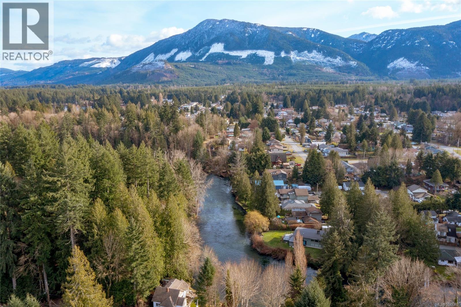 195 Johnson Pl, Lake Cowichan, British Columbia  V0R 2G0 - Photo 38 - 1029362