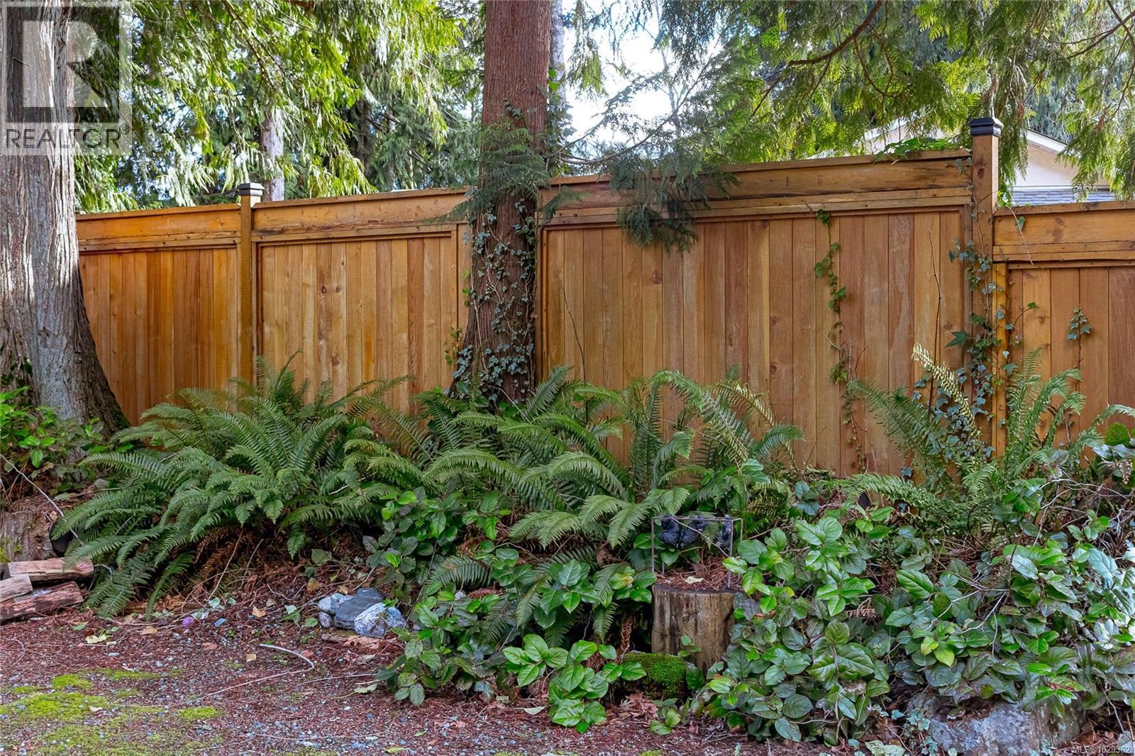 195 Johnson Pl, Lake Cowichan, British Columbia  V0R 2G0 - Photo 31 - 1029362