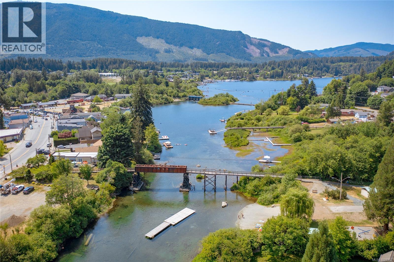 195 Johnson Pl, Lake Cowichan, British Columbia  V0R 2G0 - Photo 42 - 1029362