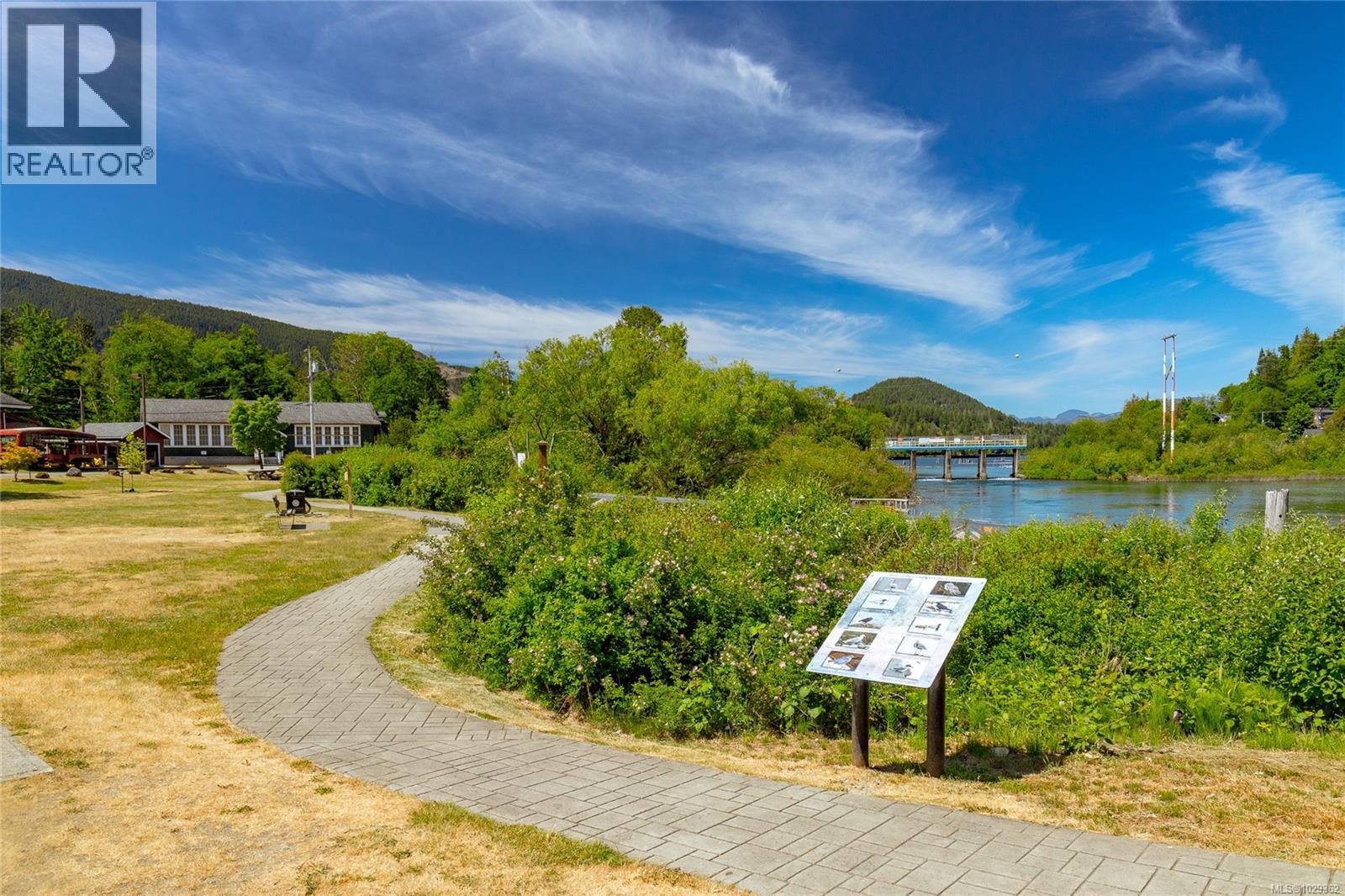 195 Johnson Pl, Lake Cowichan, British Columbia  V0R 2G0 - Photo 45 - 1029362