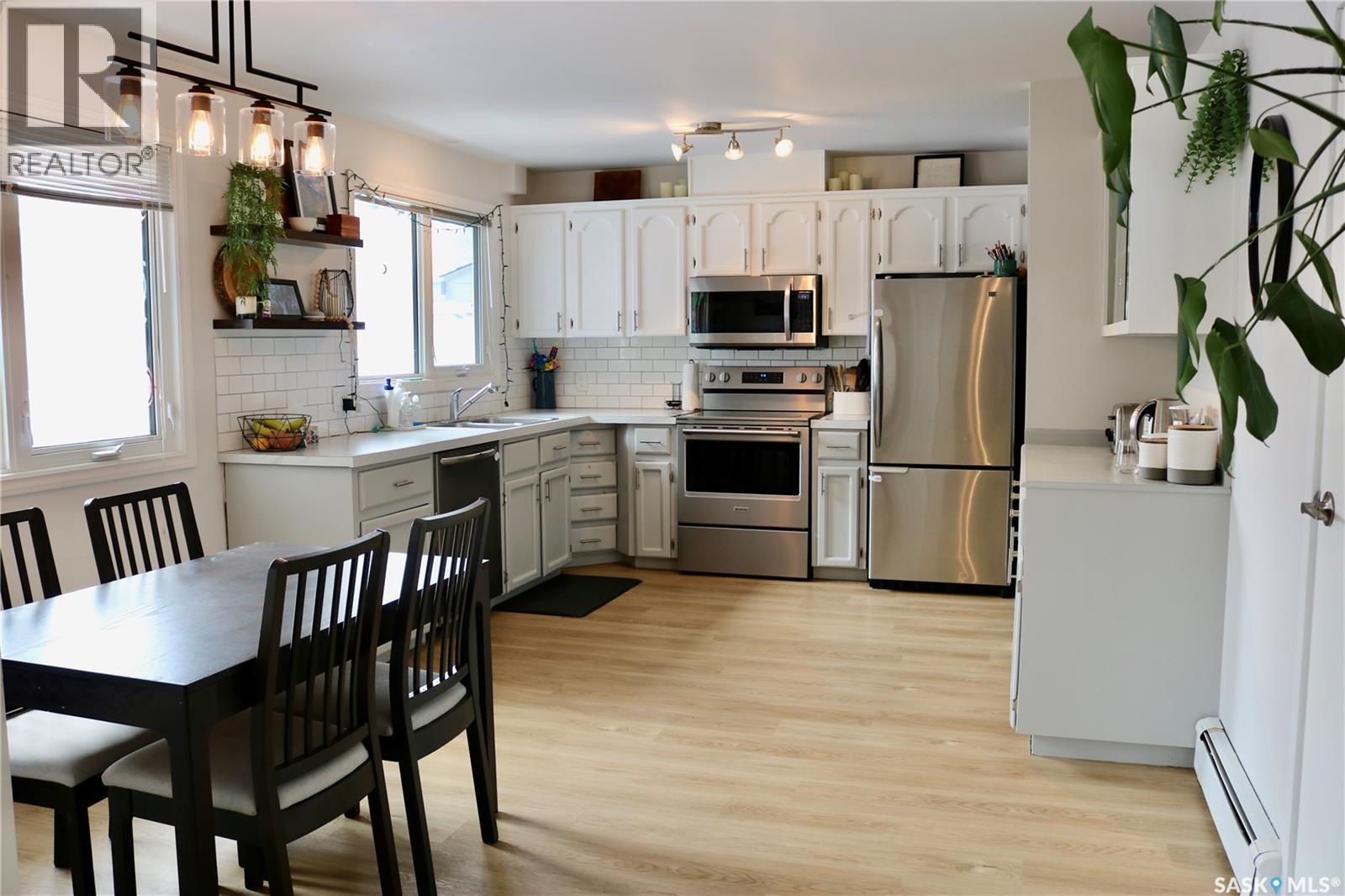 812 Mcnaughton Street, Moosomin, Saskatchewan  S0G 3N0 - Photo 6 - SK030914