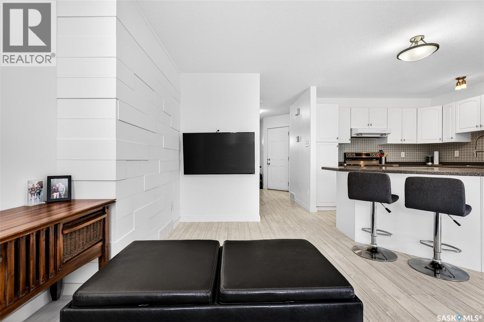 210 851 Chester Road, Moose Jaw, Saskatchewan  S6J 0A4 - Photo 18 - SK030801