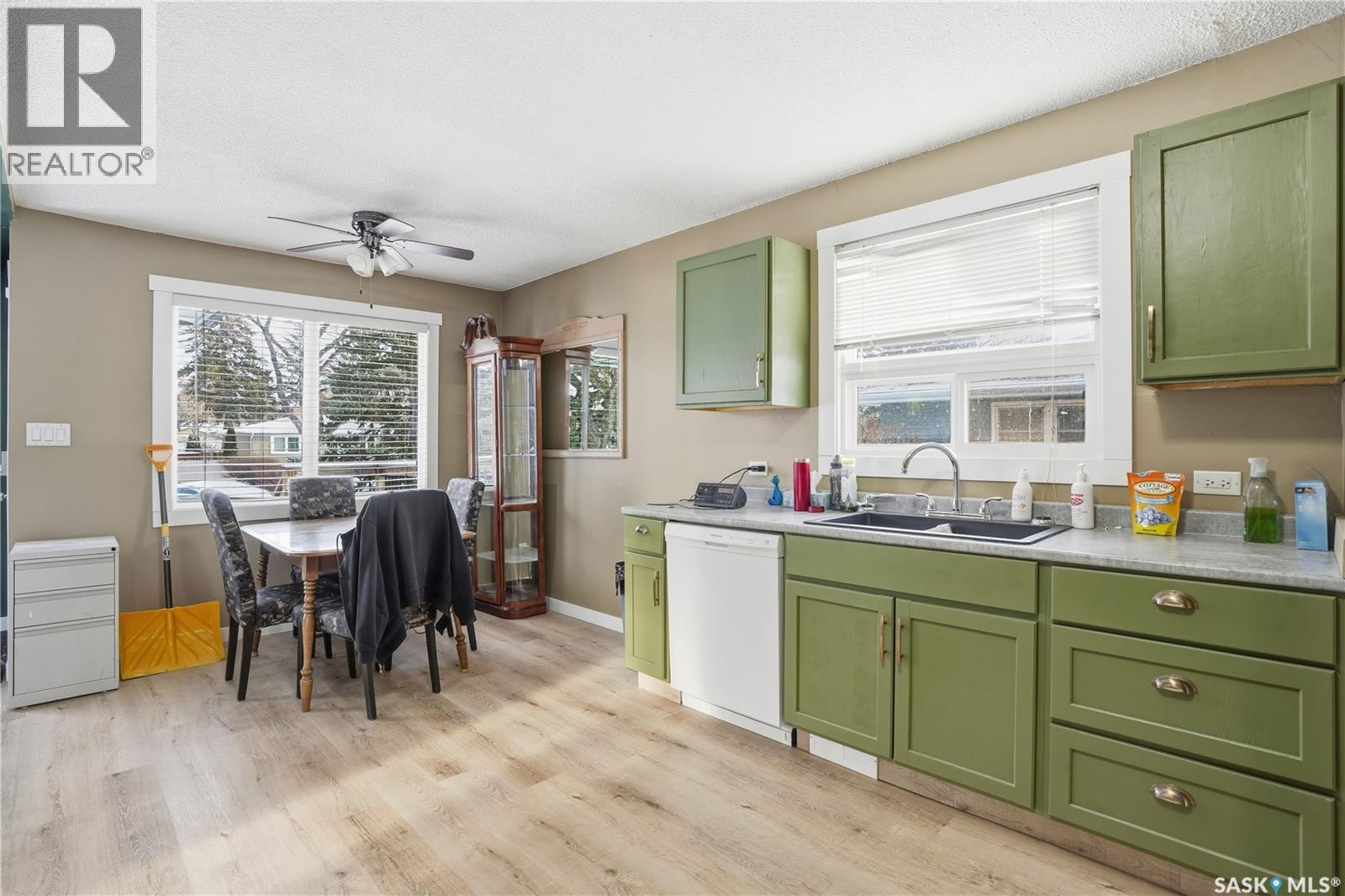 732 Royal Street, Regina, Saskatchewan  S4T 4Z2 - Photo 12 - SK030755