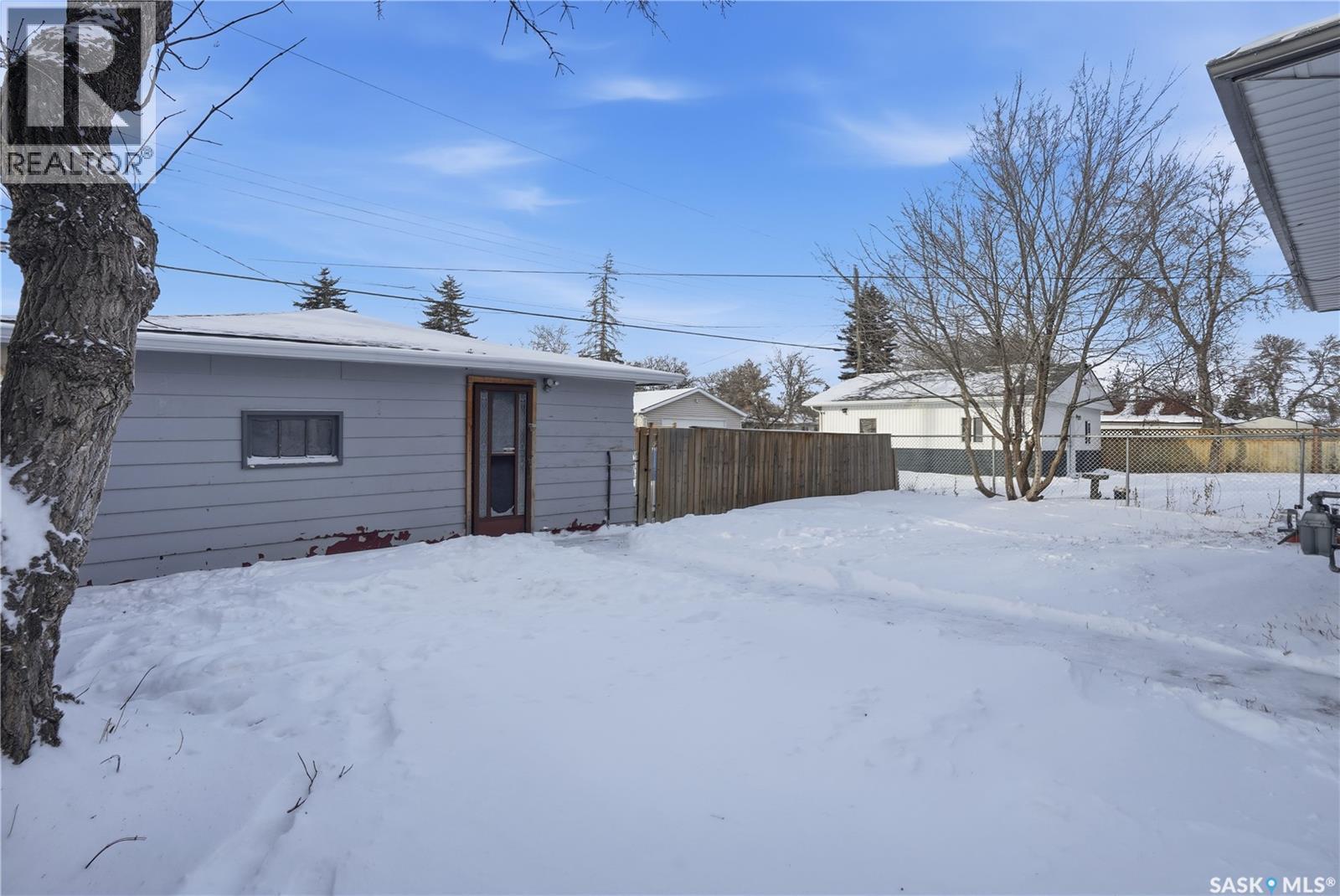 732 Royal Street, Regina, Saskatchewan  S4T 4Z2 - Photo 38 - SK030755