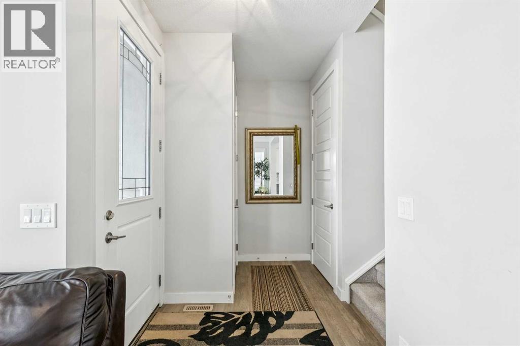 253 Waterford Boulevard, Chestermere, Alberta  T1X 2P8 - Photo 3 - A2291987