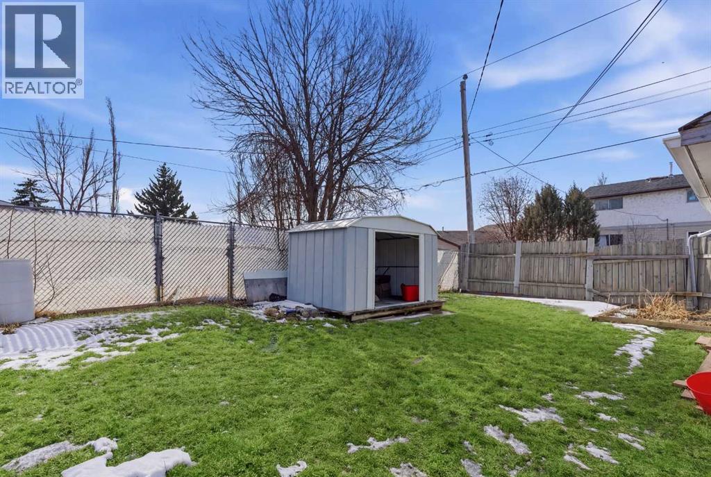 263 Doverview Crescent SE, Calgary, Alberta  T2B 1Y7 - Photo 33 - A2293665