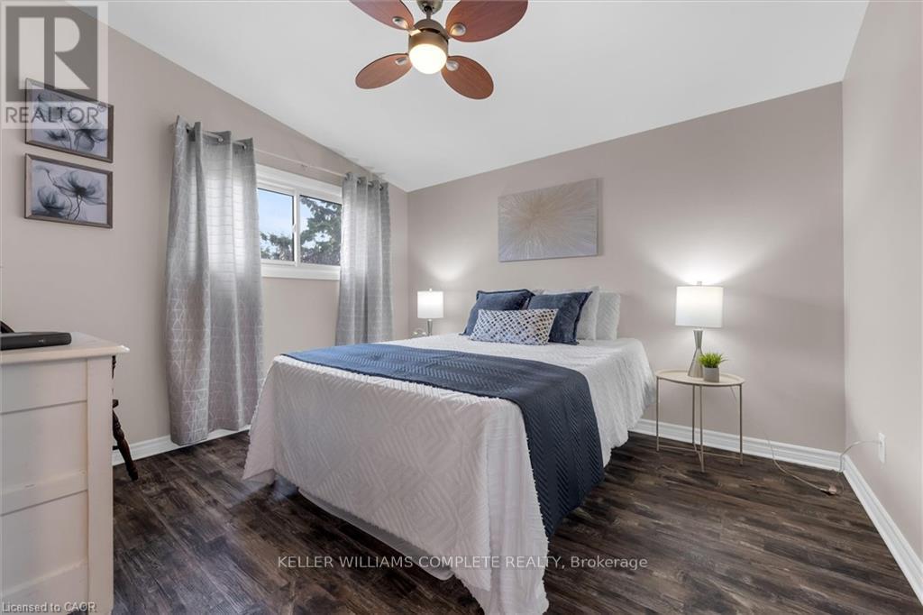 77 Lawfield Drive, Hamilton (Lawfield), Ontario  L8V 4C6 - Photo 10 - X12903080