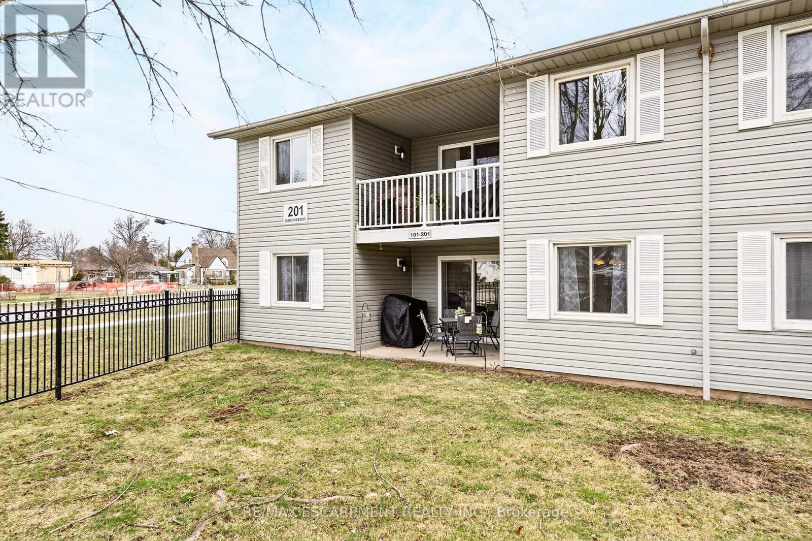 101 - 201 Dorchester Boulevard, St. Catharines (Carlton/bunting), Ontario  L2M 7W1 - Photo 37 - X12903138