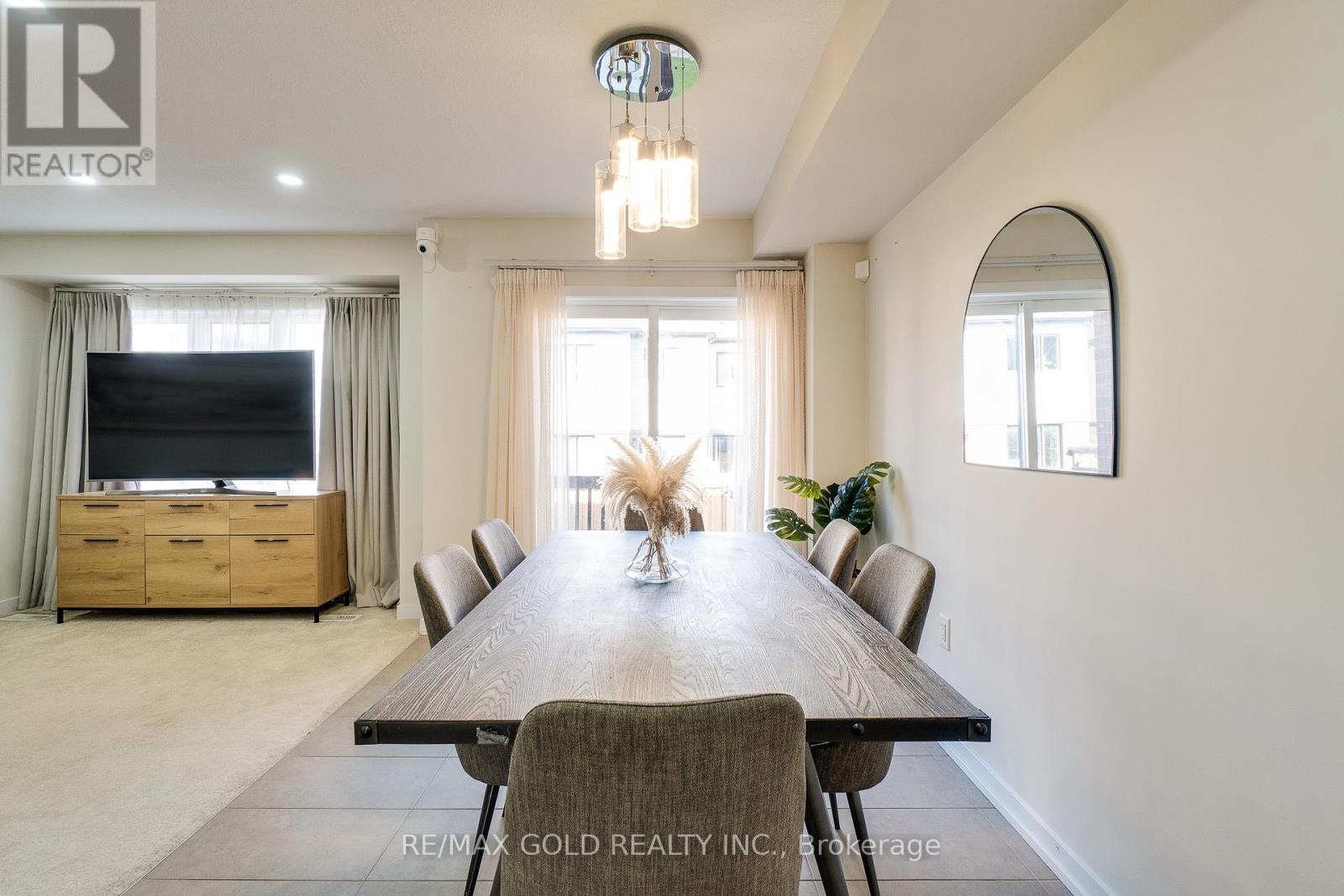 128 Pagebrook Crescent, Hamilton (Stoney Creek Mountain), Ontario  L8J 0K7 - Photo 19 - X12903150