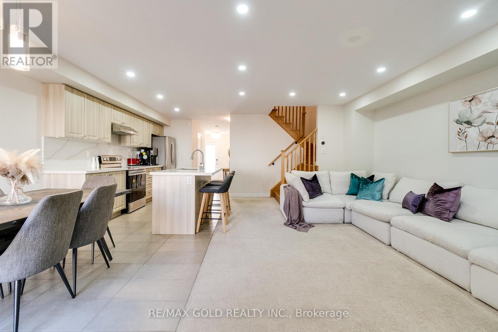 128 Pagebrook Crescent, Hamilton (Stoney Creek Mountain), Ontario  L8J 0K7 - Photo 21 - X12903150