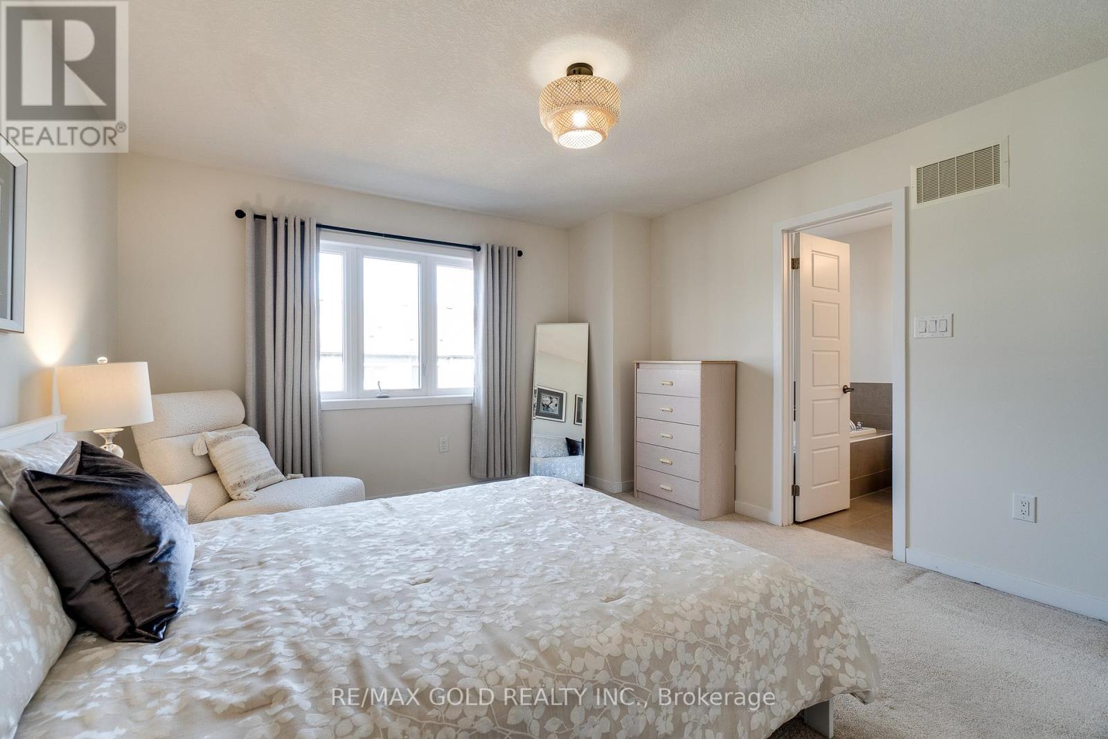 128 Pagebrook Crescent, Hamilton (Stoney Creek Mountain), Ontario  L8J 0K7 - Photo 27 - X12903150