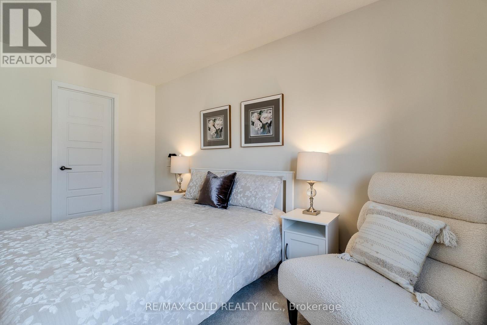 128 Pagebrook Crescent, Hamilton (Stoney Creek Mountain), Ontario  L8J 0K7 - Photo 28 - X12903150