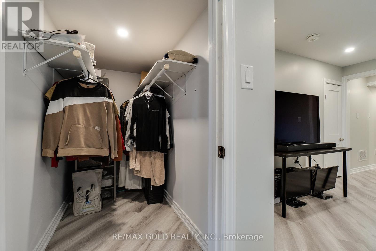 128 Pagebrook Crescent, Hamilton (Stoney Creek Mountain), Ontario  L8J 0K7 - Photo 39 - X12903150