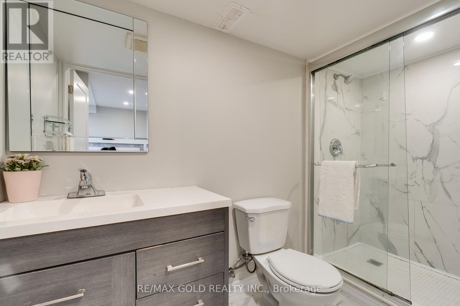 128 Pagebrook Crescent, Hamilton (Stoney Creek Mountain), Ontario  L8J 0K7 - Photo 41 - X12903150