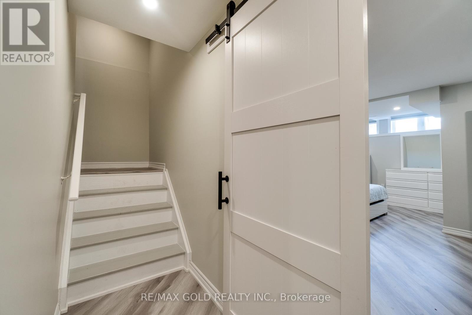 128 Pagebrook Crescent, Hamilton (Stoney Creek Mountain), Ontario  L8J 0K7 - Photo 44 - X12903150