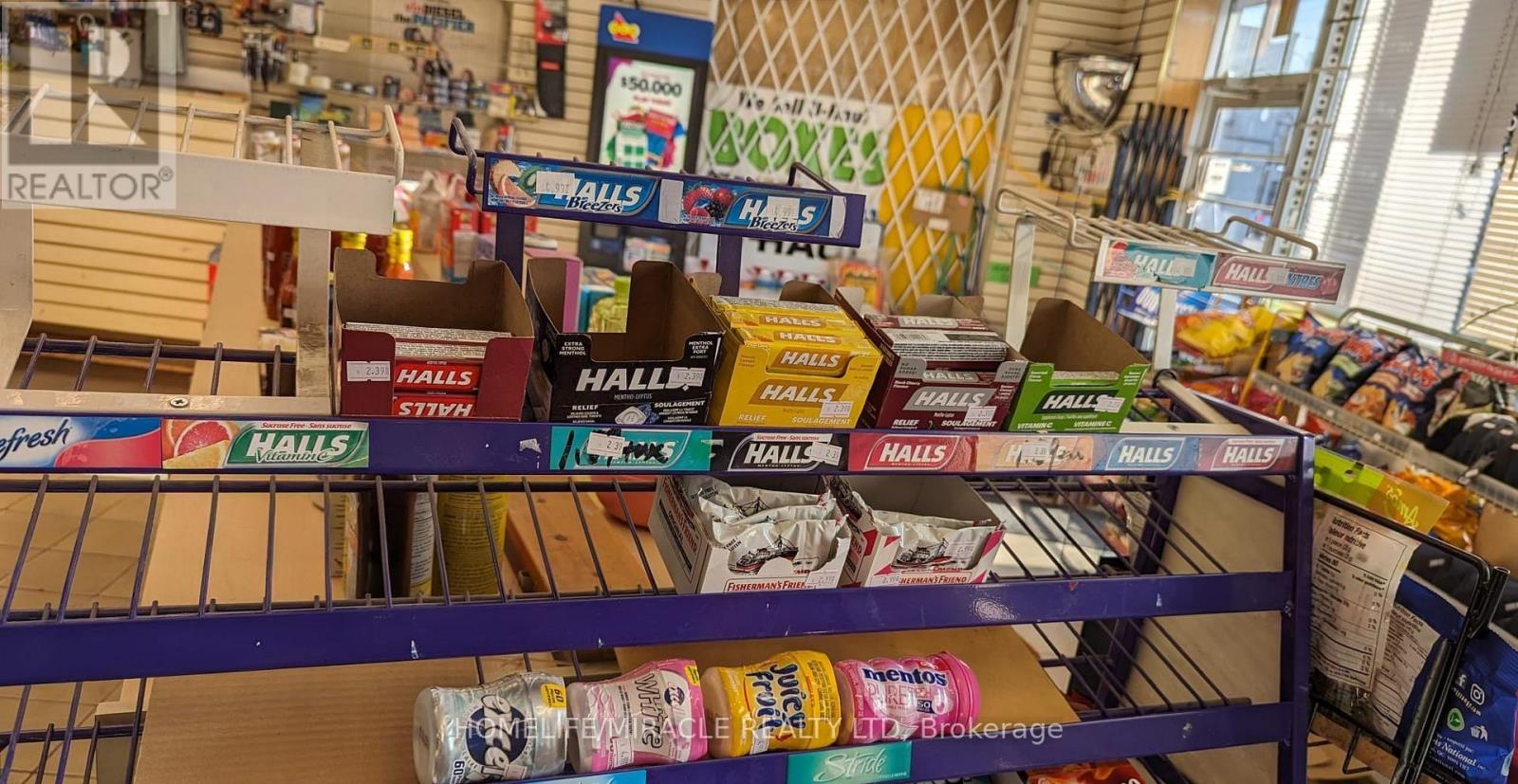 5 - 601 Upper James Street, Hamilton (Centremount), Ontario  L9C 2Y7 - Photo 4 - X12903182