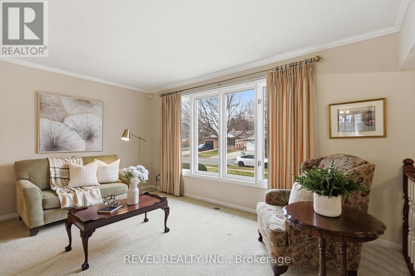 3 Elderwood Drive, St. Catharines, Ontario  L2S 3E9 - Photo 5 - X12903272