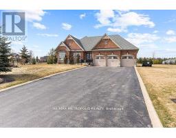 8 NATURE'S LANDING DRIVE, East Garafraxa, Ontario