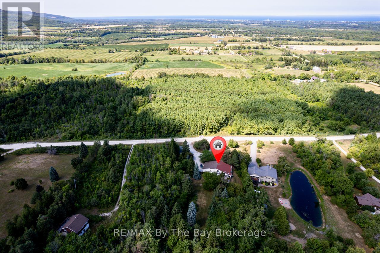 8223 30/31 Side Road, Clearview, Ontario  L0M 1P0 - Photo 3 - S12692666