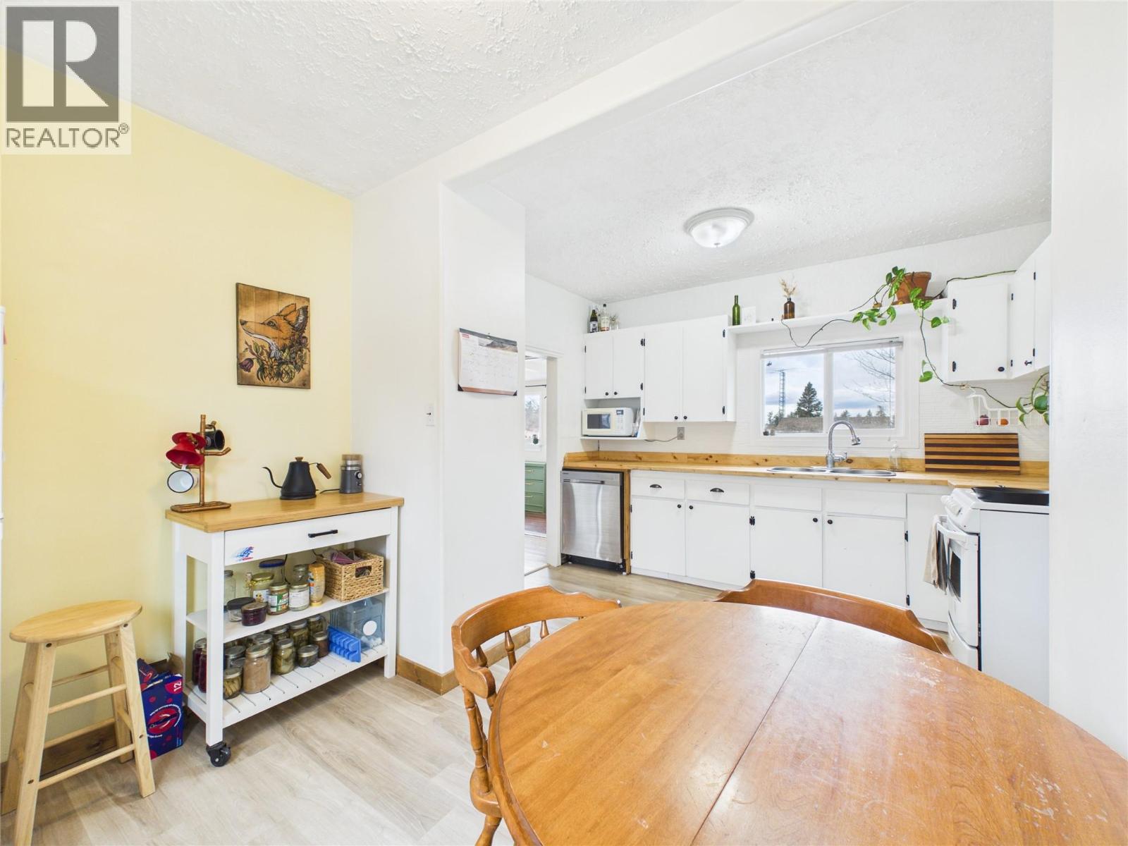 500 13th Avenue S, Cranbrook, British Columbia  V1C 2W4 - Photo 11 - 10379481