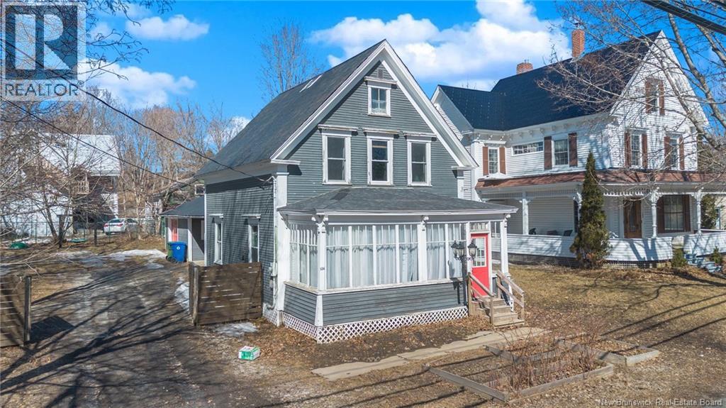 126 Broadway Street, Woodstock, New Brunswick  E7M 1C2 - Photo 1 - NB134621