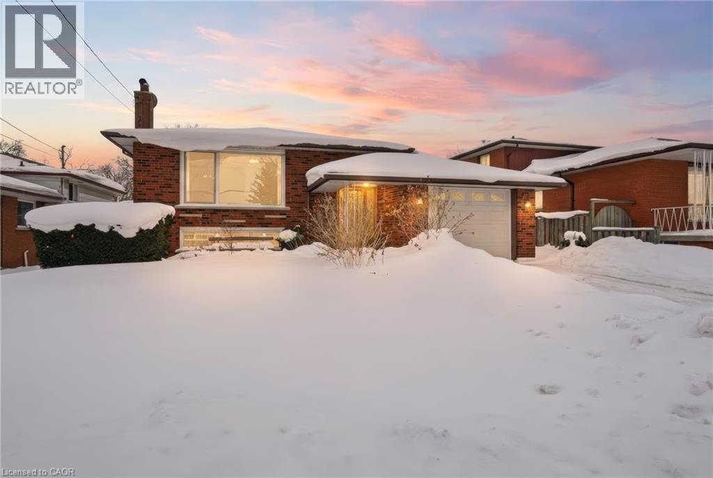 63 MARLOWE Drive, Hamilton, Ontario