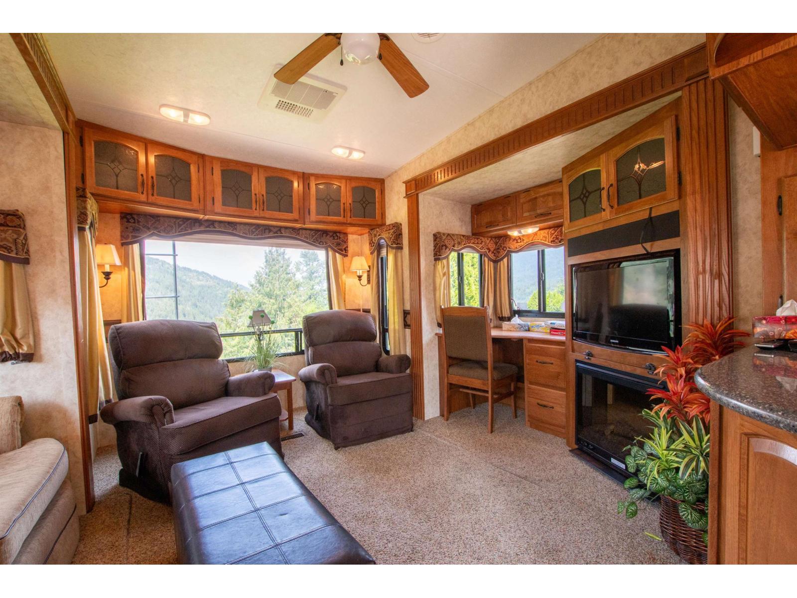 164 1436 Frost Road, Columbia Valley, Chilliwack, British Columbia  V2R 4X8 - Photo 18 - R3099963