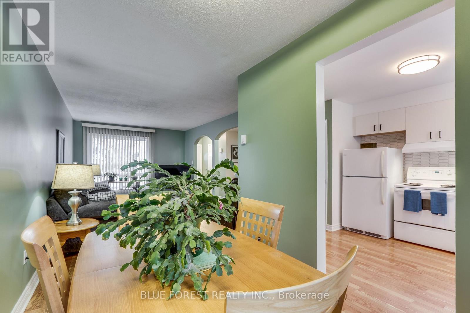 54 - 166 Southdale Road W, London South, Ontario  N6J 2J1 - Photo 12 - X12903340