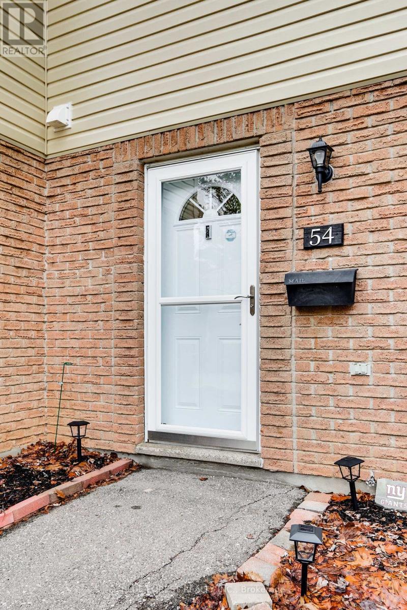 54 - 166 Southdale Road W, London South, Ontario  N6J 2J1 - Photo 2 - X12903340