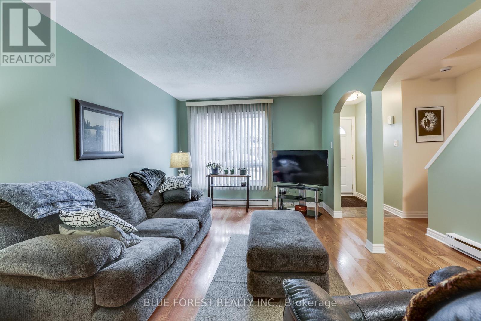 54 - 166 Southdale Road W, London South, Ontario  N6J 2J1 - Photo 8 - X12903340