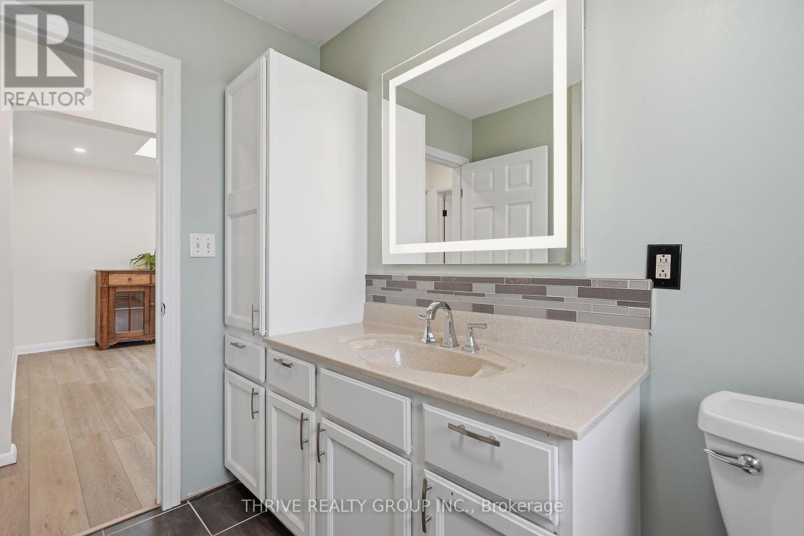 506 Metcalfe Street E, Strathroy-Caradoc, Ontario  N7G 1R5 - Photo 21 - X12903386