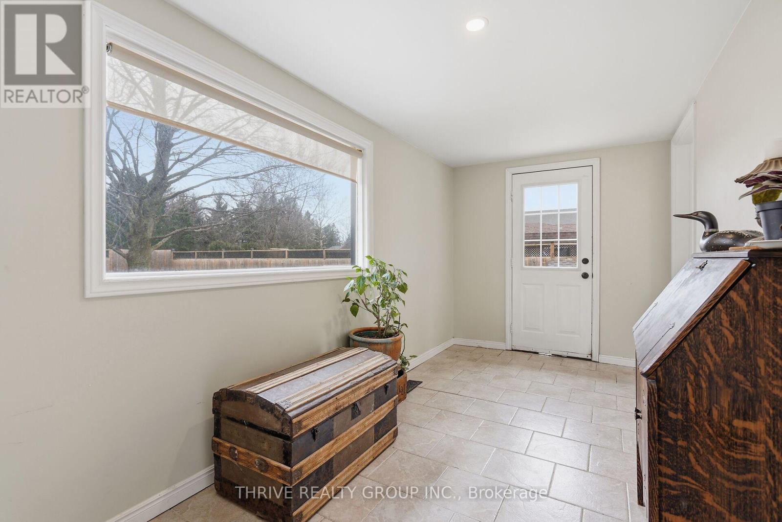 506 Metcalfe Street E, Strathroy-Caradoc, Ontario  N7G 1R5 - Photo 26 - X12903386