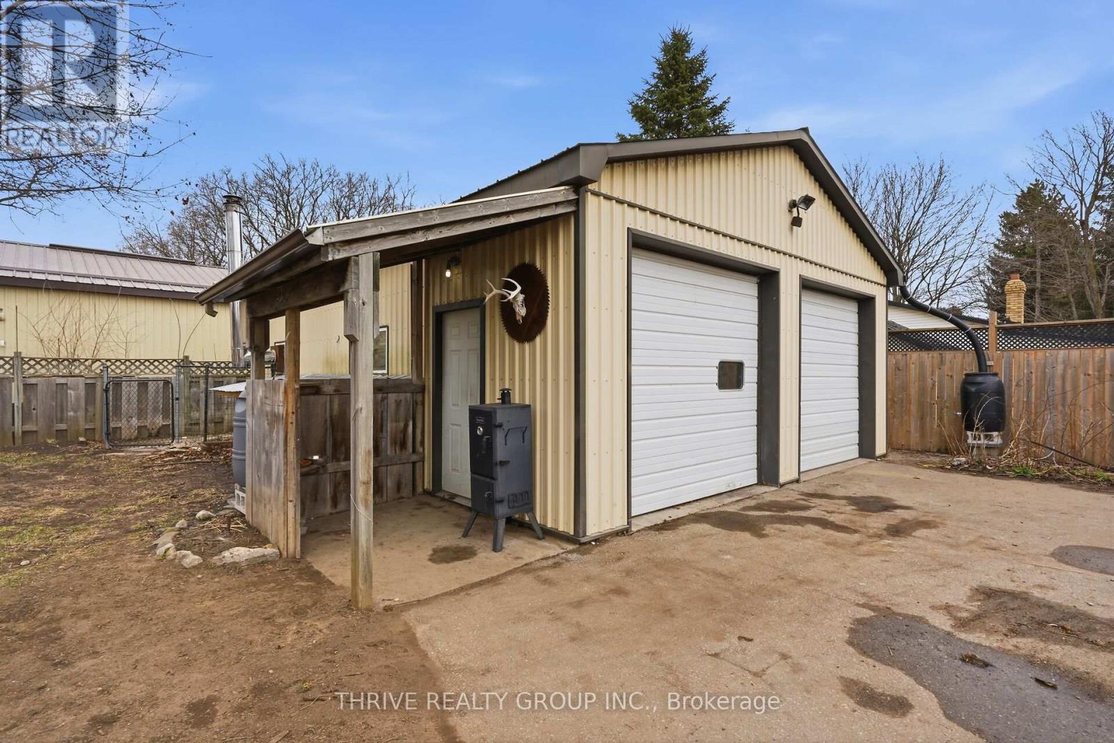 506 Metcalfe Street E, Strathroy-Caradoc, Ontario  N7G 1R5 - Photo 38 - X12903386