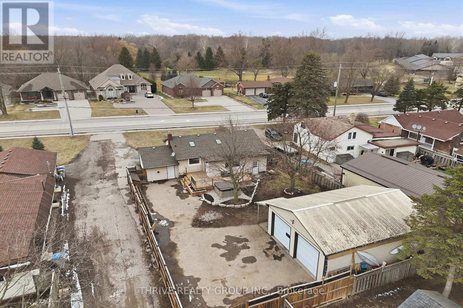 506 Metcalfe Street E, Strathroy-Caradoc, Ontario  N7G 1R5 - Photo 47 - X12903386