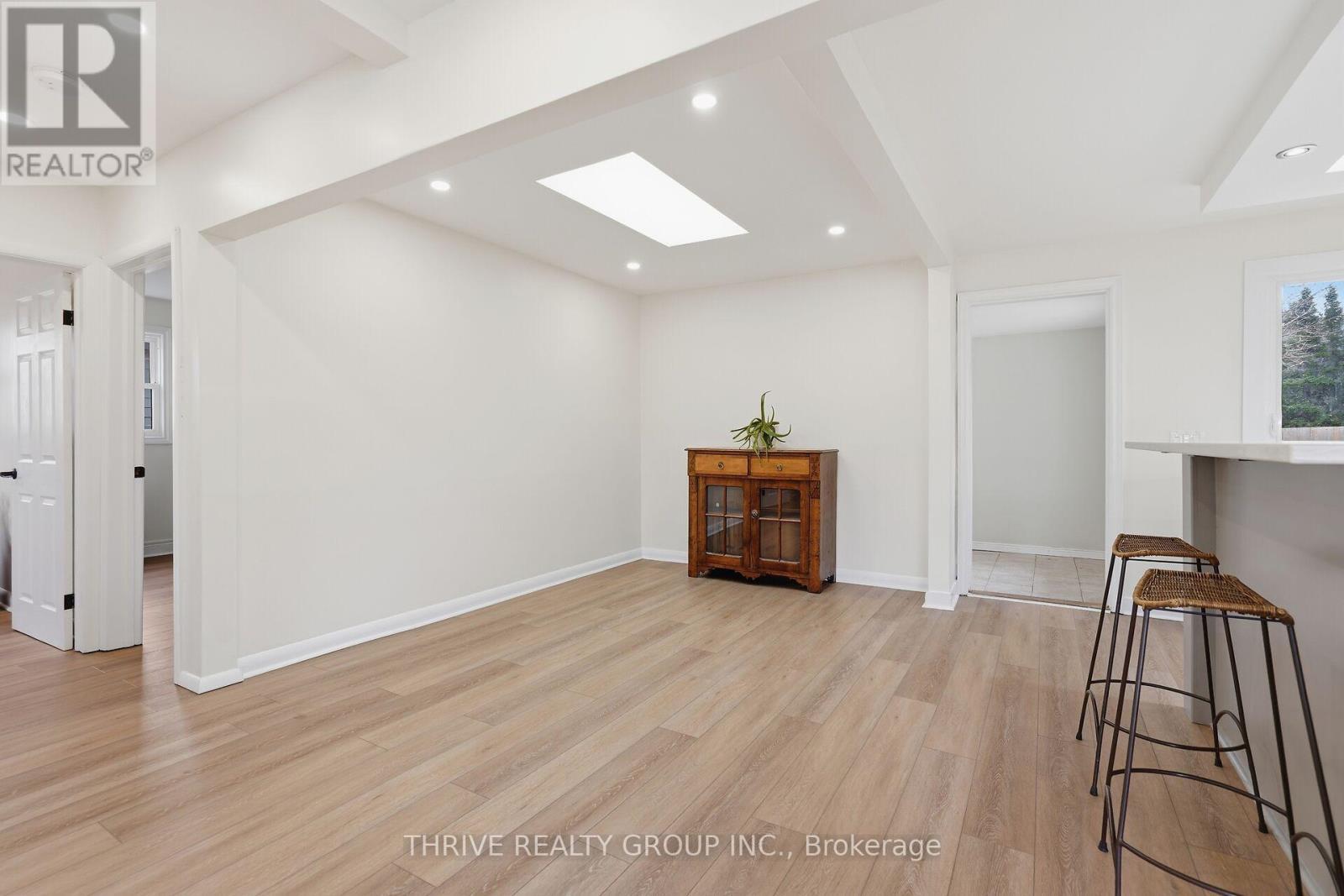 506 Metcalfe Street E, Strathroy-Caradoc, Ontario  N7G 1R5 - Photo 9 - X12903386