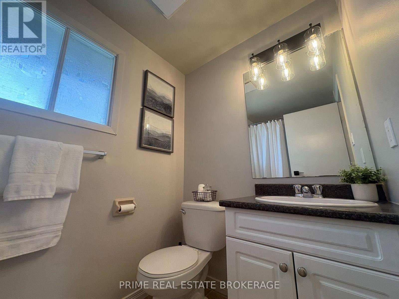 33 - 35 Waterman Avenue, London South, Ontario  N6C 5T3 - Photo 13 - X12903390