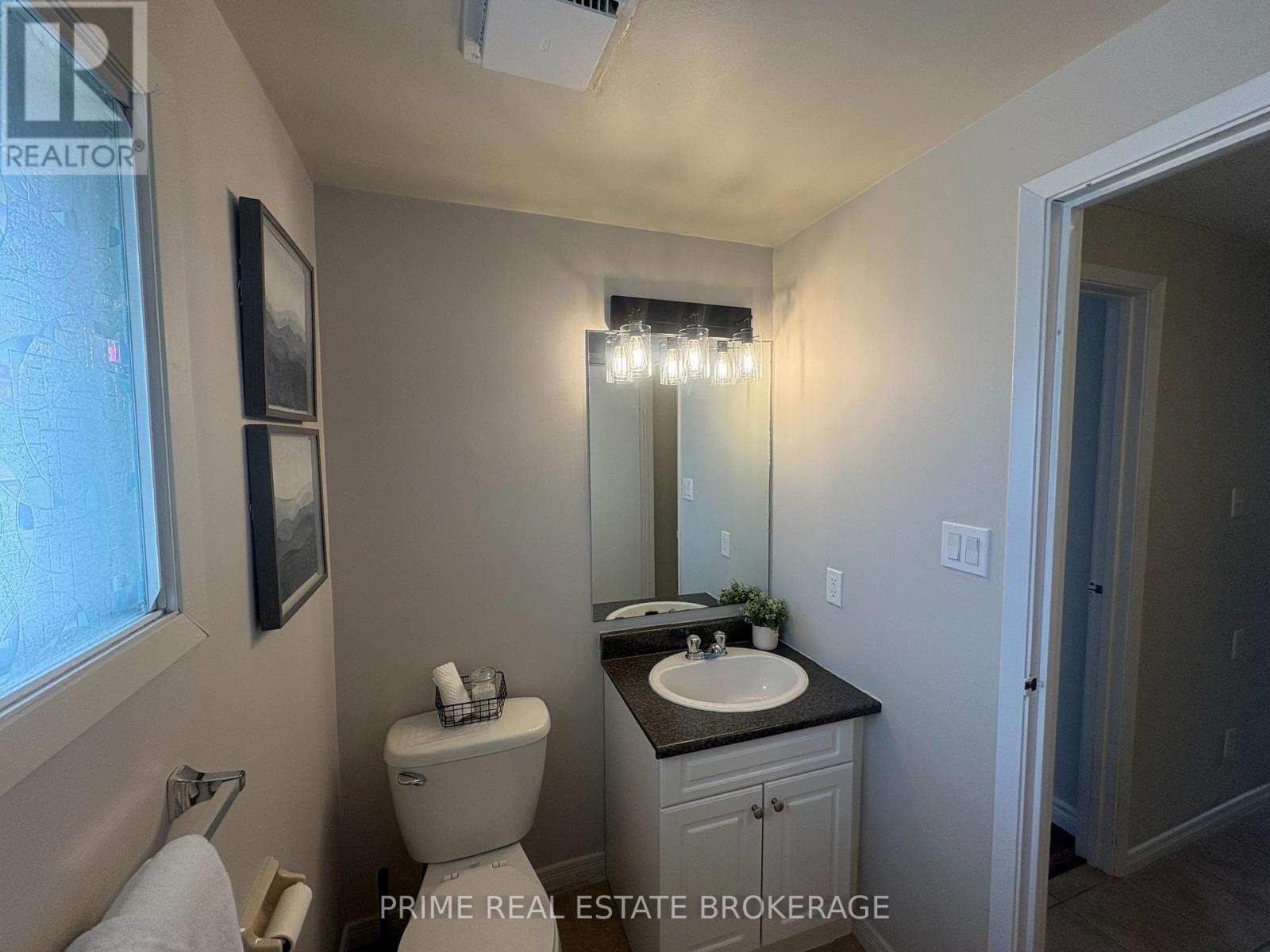 33 - 35 Waterman Avenue, London South, Ontario  N6C 5T3 - Photo 14 - X12903390