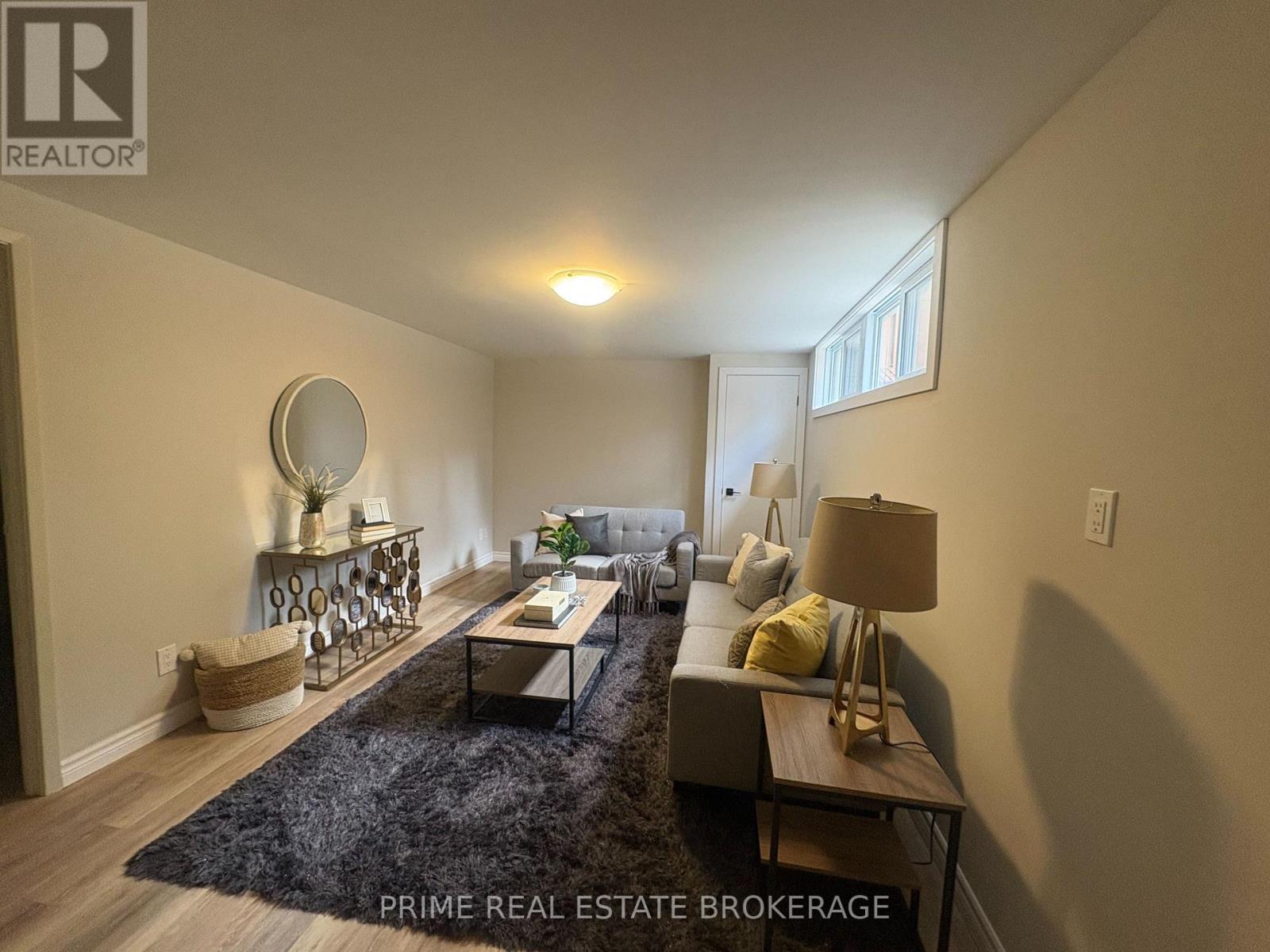 33 - 35 Waterman Avenue, London South, Ontario  N6C 5T3 - Photo 22 - X12903390