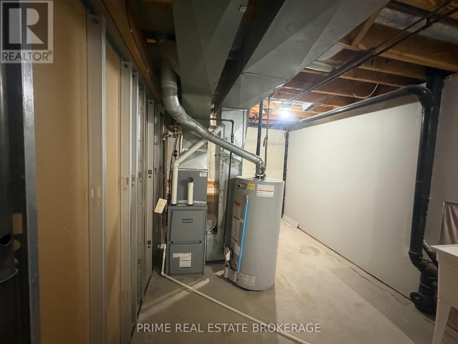 33 - 35 Waterman Avenue, London South, Ontario  N6C 5T3 - Photo 23 - X12903390