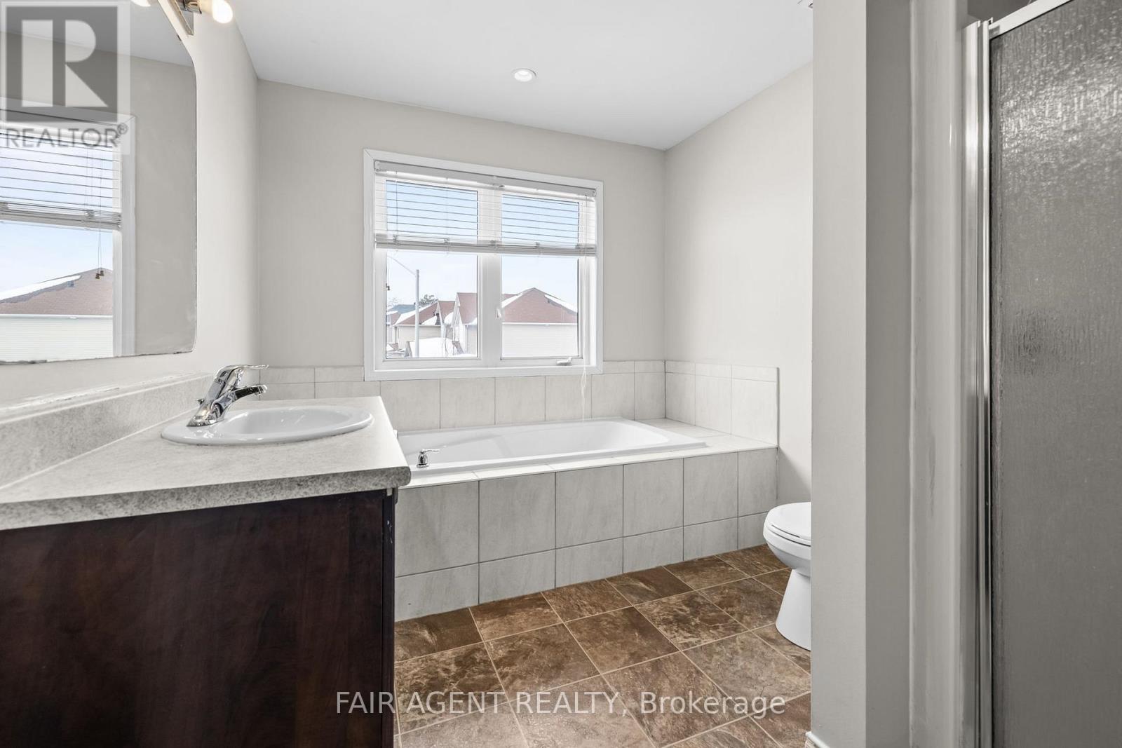 165 Dahlia Street, Clarence-Rockland, Ontario  K4K 0G1 - Photo 17 - X12903438