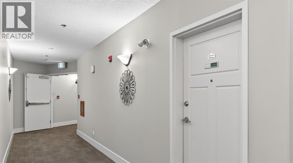 203, 77 George Fox Trail, Cochrane, Alberta  T4C 0N1 - Photo 14 - A2295000