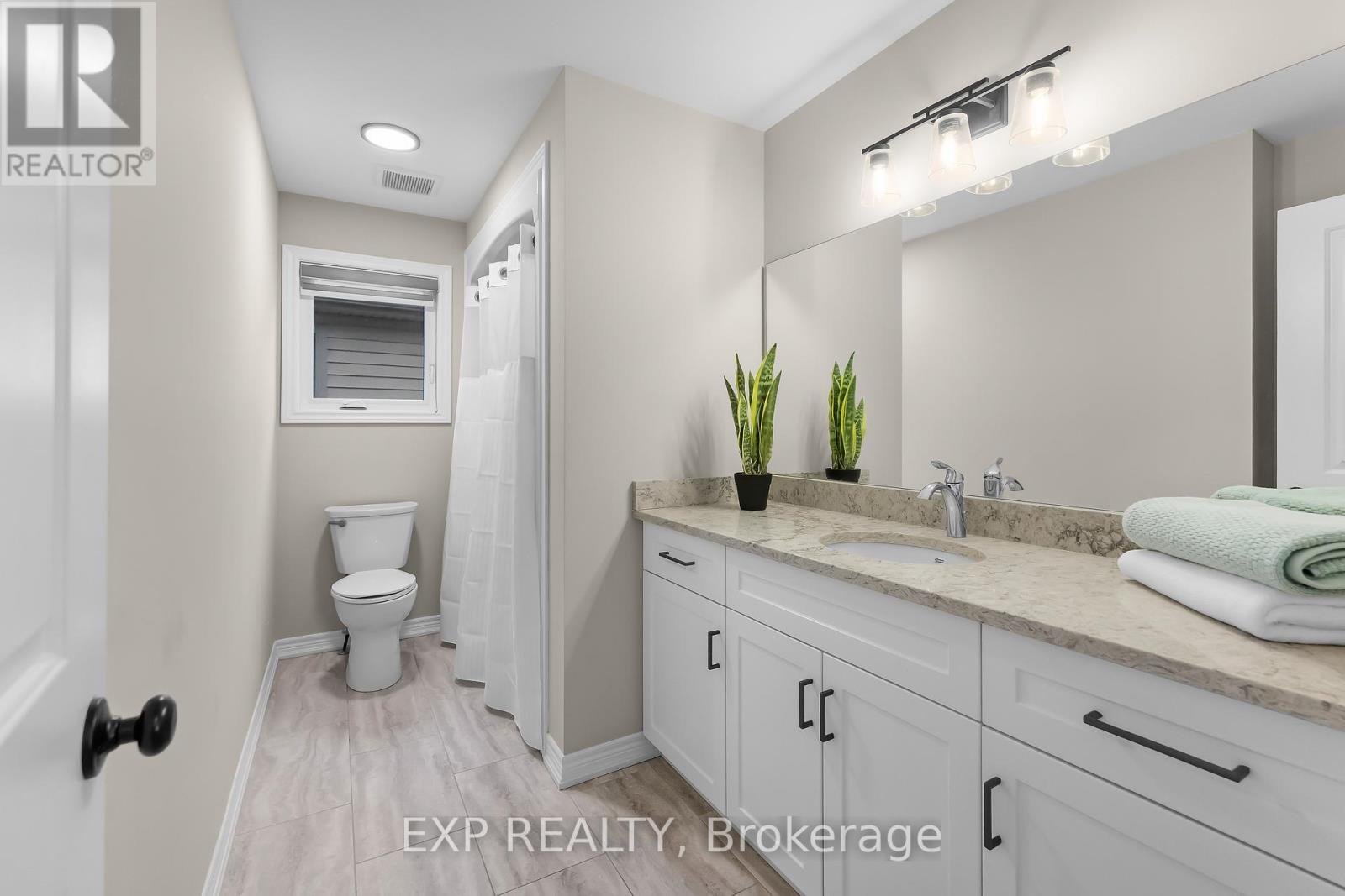 153 Susan Drive, Pelham (Fonthill), Ontario L3E 0B2 - Photo 37 - X12903450