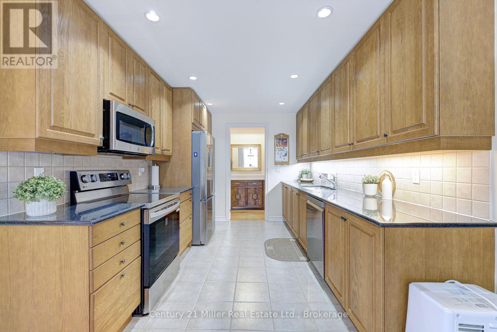 706 - 1900 The Collegeway, Mississauga, Ontario  L5L 5Y8 - Photo 20 - W12903434