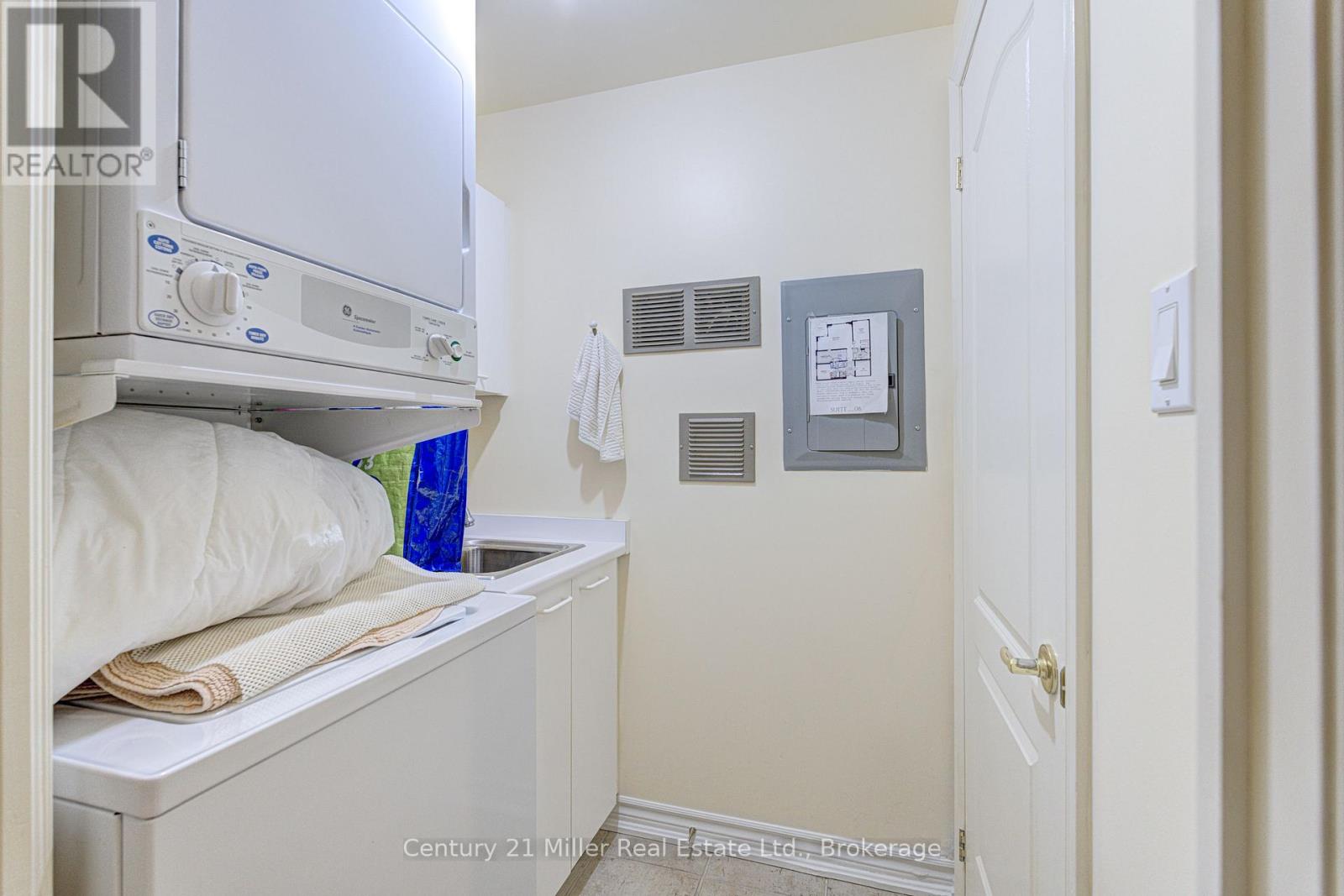 706 - 1900 The Collegeway, Mississauga, Ontario  L5L 5Y8 - Photo 35 - W12903434