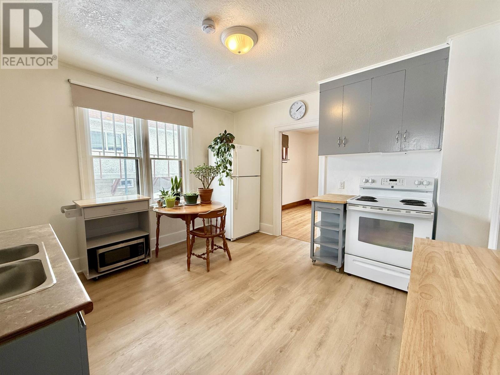 429 Fourth St N, Kenora, Ontario  P9N 2N2 - Photo 2 - TB2600488